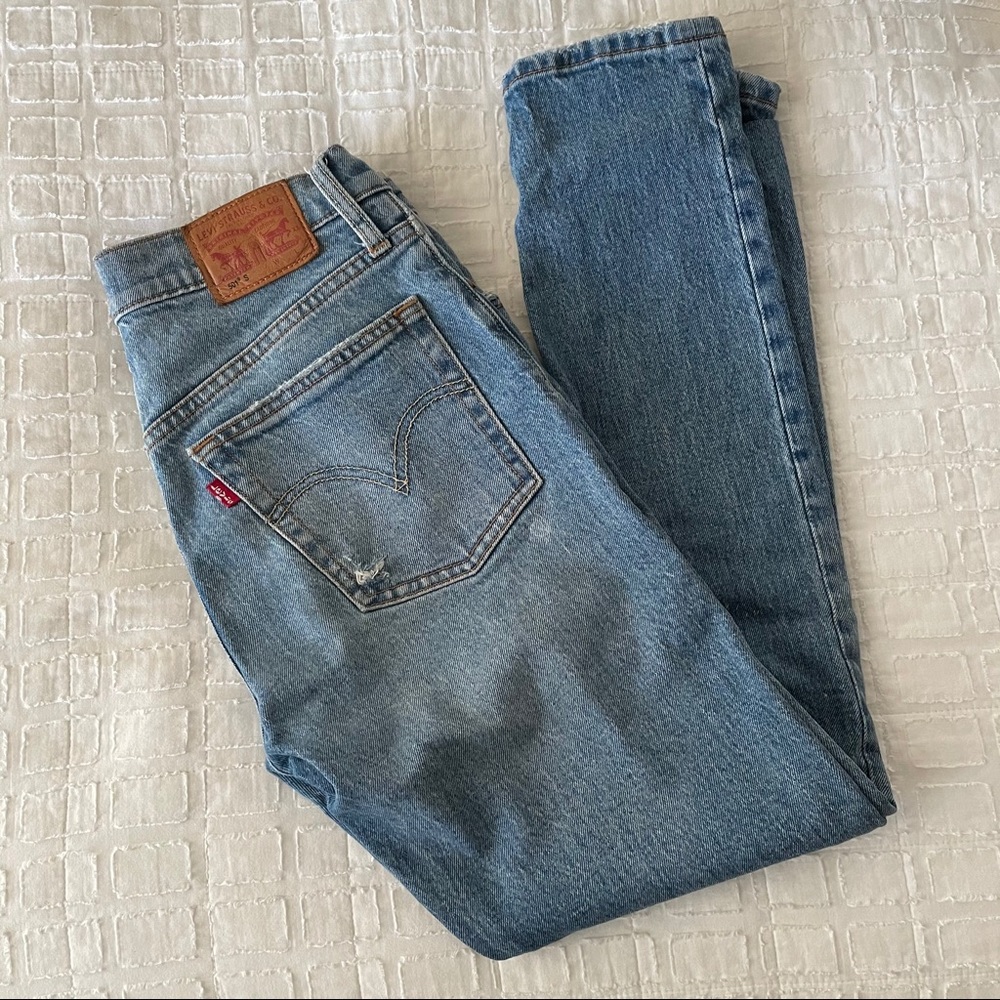 Levi Vintage 501 Jeans | Medium Wash